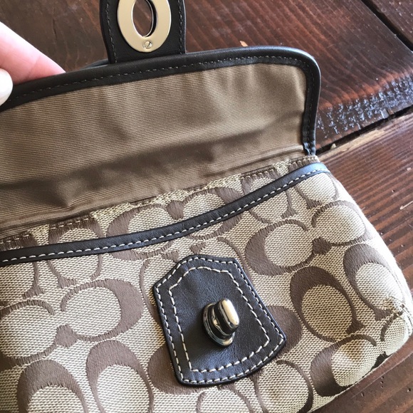 Coach Wristlet - Picture 6 of 6